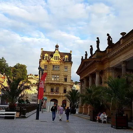 Holiday Ii Karlovy Vary